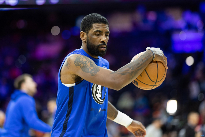 欧文独行侠首季遭质疑,东欧组合化学反应待提升  欧文独行侠首季遭质疑,东欧组合化学反应待提升